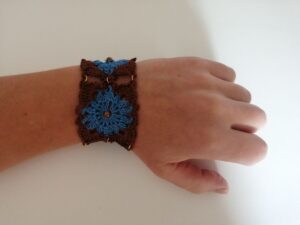 Breed bruin/blauw