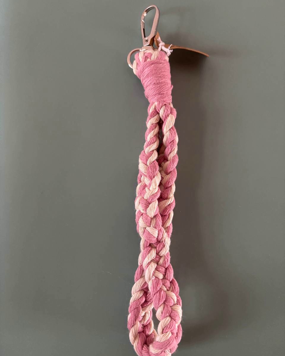 Hanger dik roos