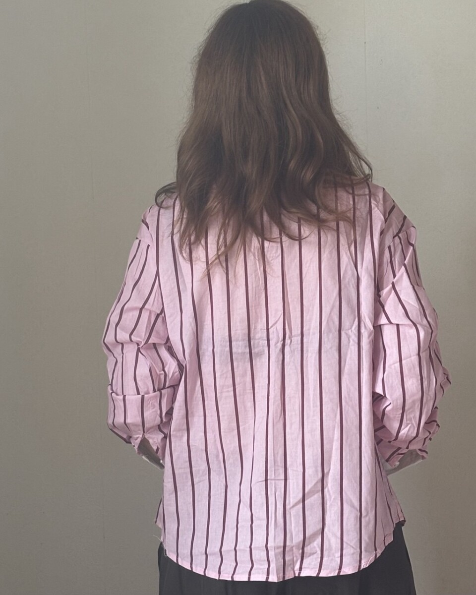 Blouse Roze met Bordeaux streep. - Afbeelding 2